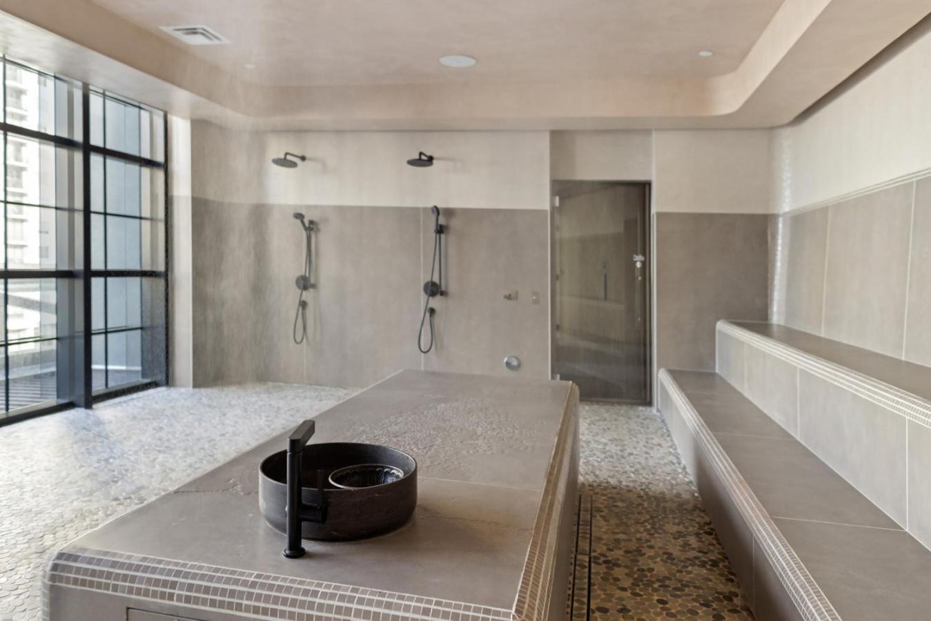 Holiday home 2704 Beautiful Downtown With Gym Pool Skyline Views And In Front Of Kaseya Center Miami